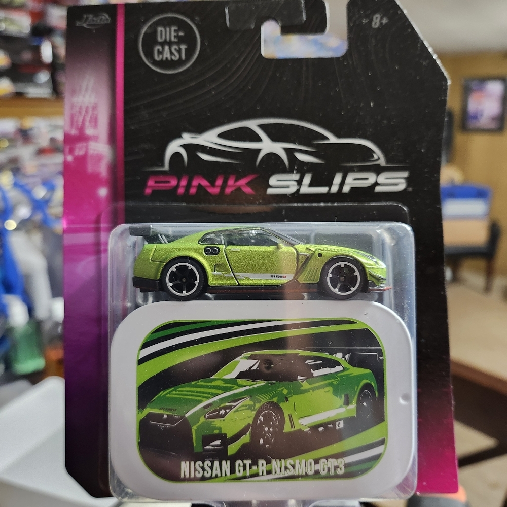 Pink Slips Die-Cast Nissan GT-R Green